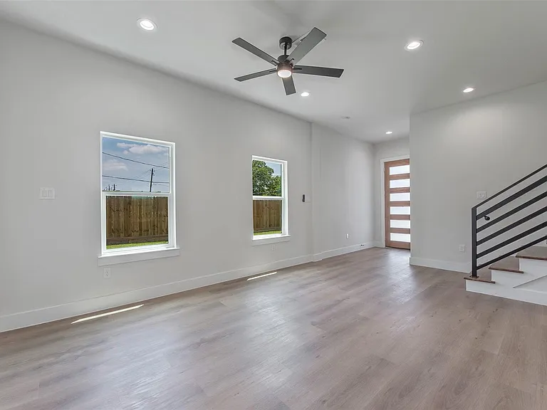 9311 Jutland Rd — Photo 5