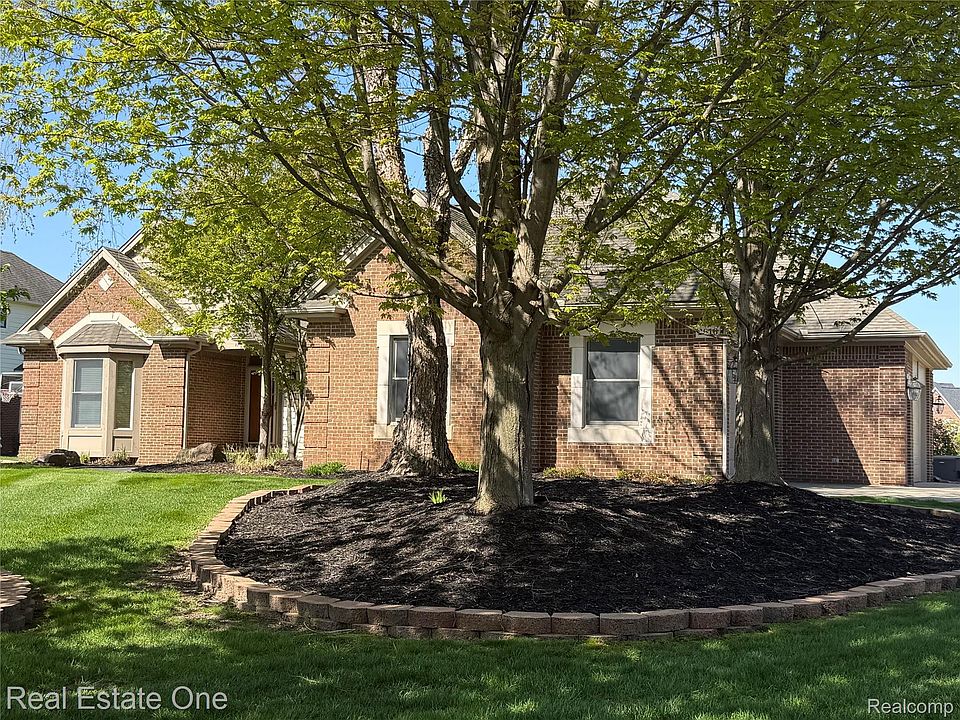 1st image of 2616 Pebble Beach Dr