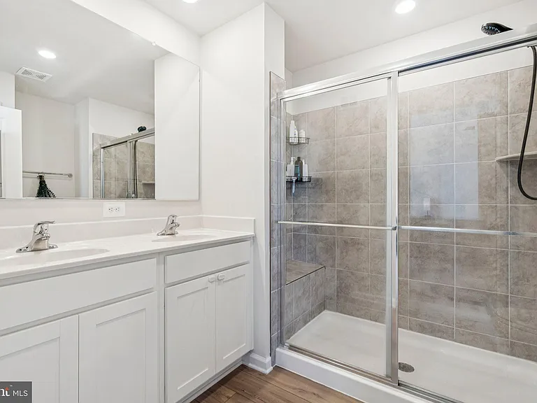 79 Swan Field Ave — Photo 15
