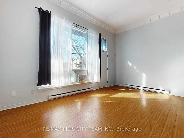 50 Darras Ct — Photo 2