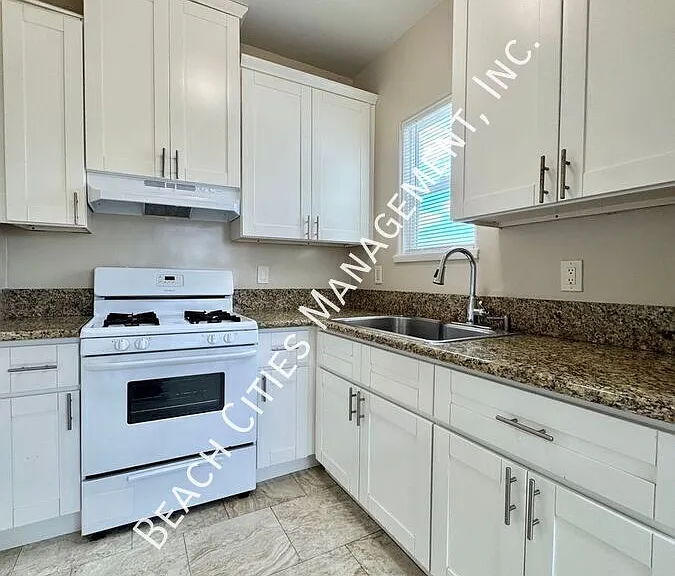 2167 Pine Ave #2171 — Photo 62