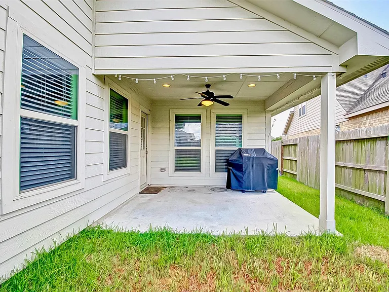 18802 Majestic Vista Ln — Photo 21