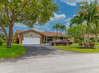 10367 NW 42nd Dr, Coral Springs, FL 33065