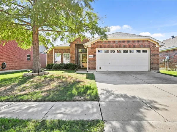 4048 Summerhill Ln, Fort Worth, TX 76244