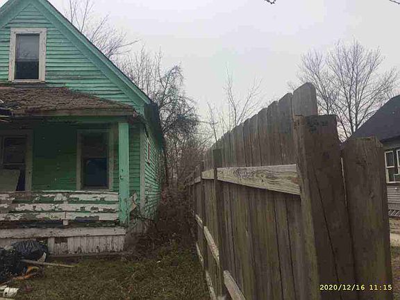 5729 Woodrow