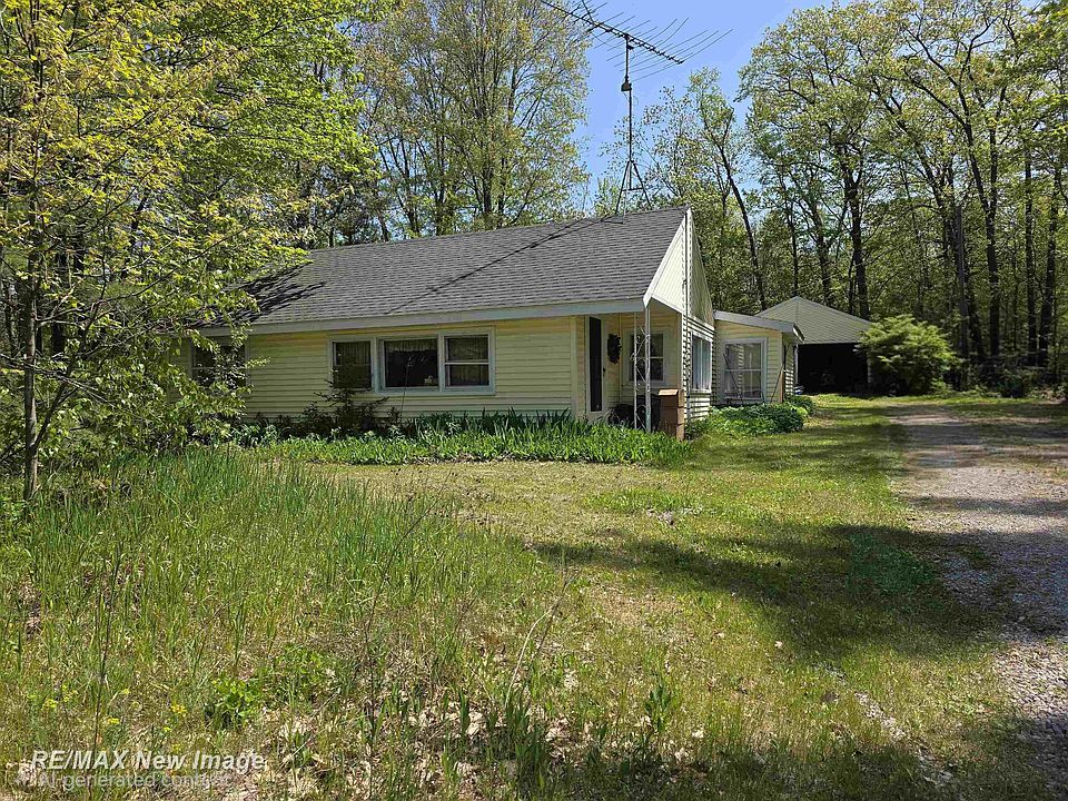 1st image of 944 N Fairview Rd