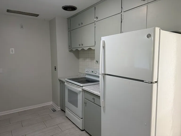 14921 S 59th Rte — Photo 3