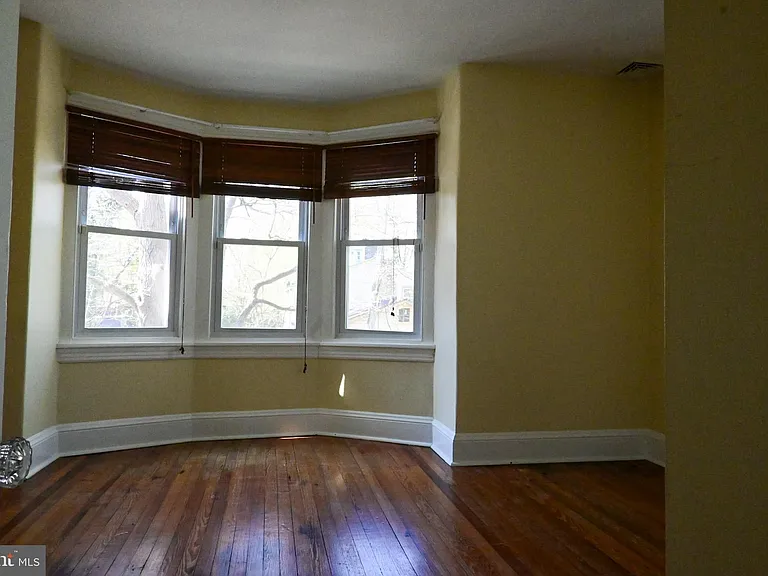 6617 Quincy St — Photo 32
