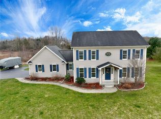 2 Pheasant Run, Rush, NY 14543