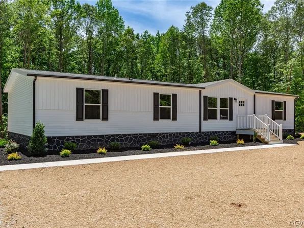 235 Ivy Ln, Louisa, VA 23093