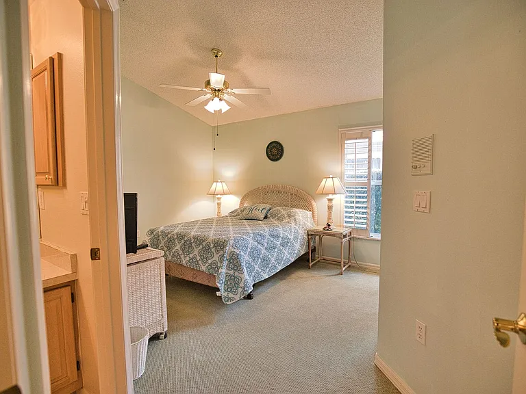 1191 Harbor Town Way — Photo 28