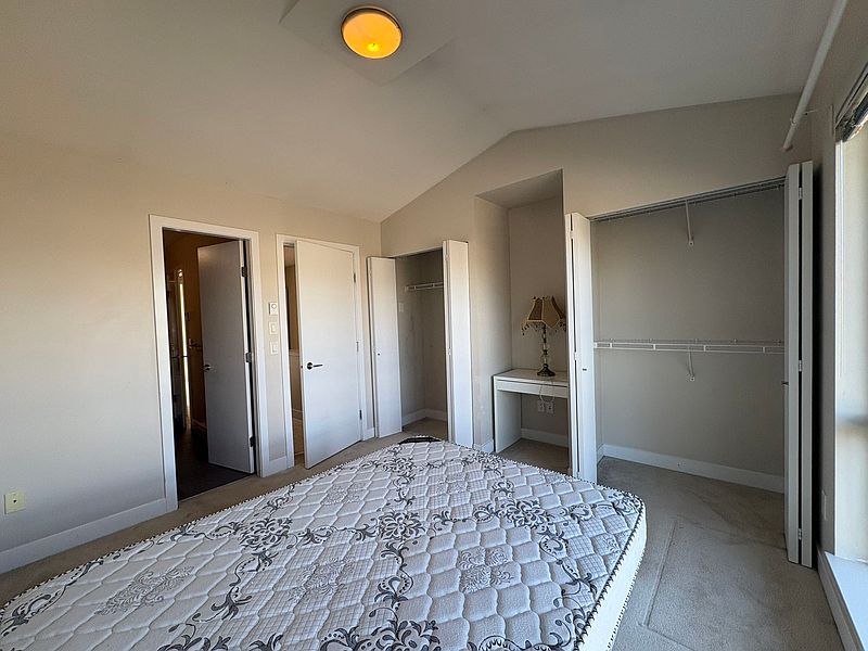 Surrey Townhouse for rent - 3 Bedrooms — photo 10