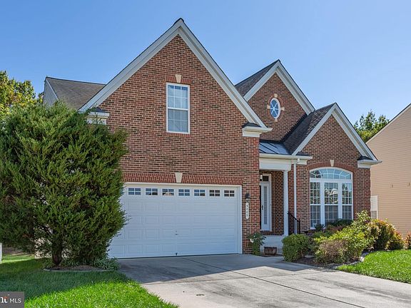 5th image of 5000 Sewells Pointe Way