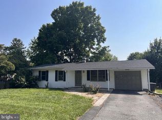 310 S 26th St, Purcellville, VA 20132