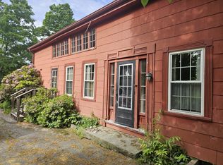 43 Summer St, Barre, MA 01005