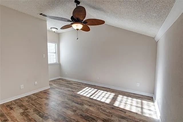 152 Marina Dr — Photo 13