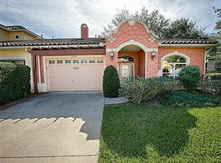 1034 Avenida Sonoma, Lady Lake, FL 32159