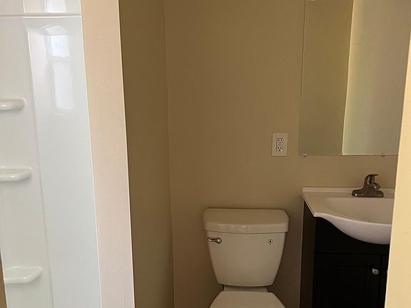 3rd image of 1483 E Chevy Chase Dr #D