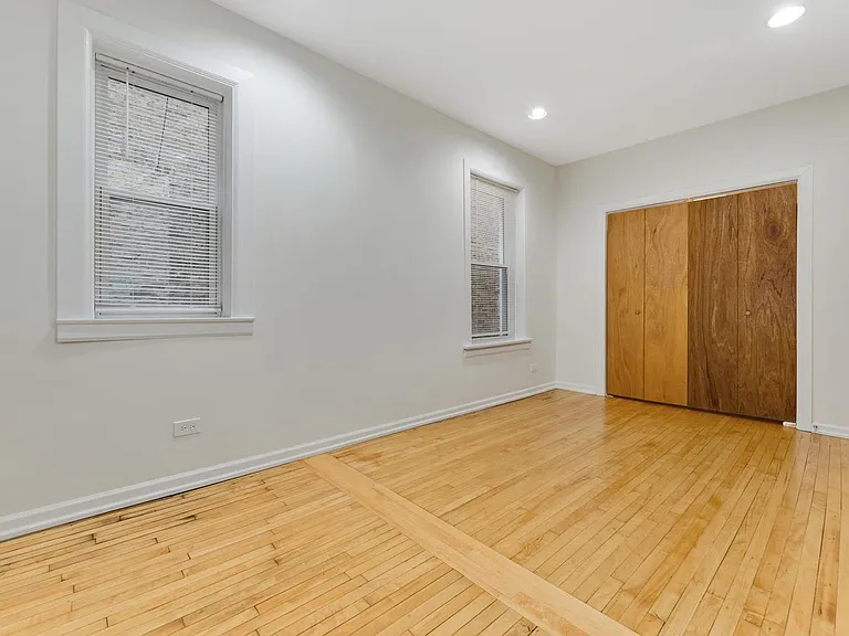 2520 W Cortez St — Photo 9