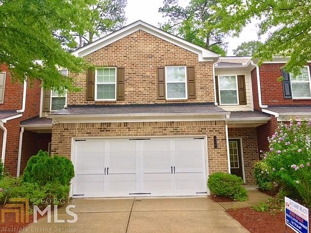 1st image of 215 Bellecliff Ct