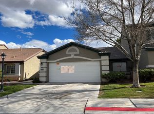 10325 Birch Bluff Ln, Las Vegas, NV 89145
