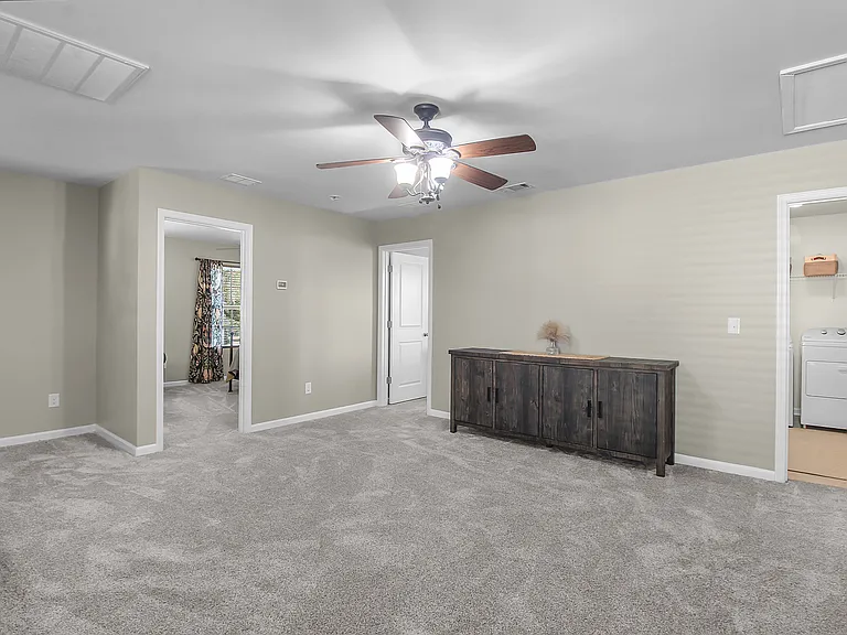 153 Hamilton Grv — Photo 25
