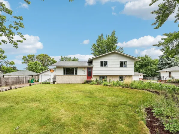 1720 69th Ave N, Brooklyn Center, MN 55430