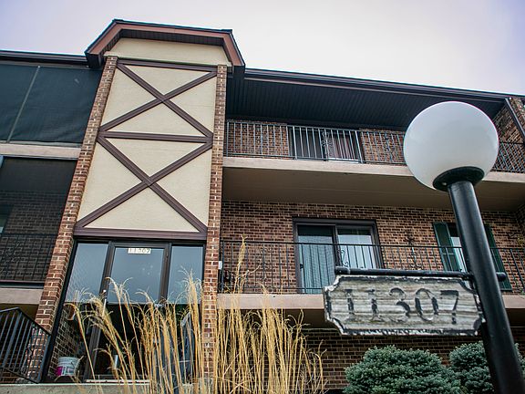2nd image of 11307 Moraine Dr APT E