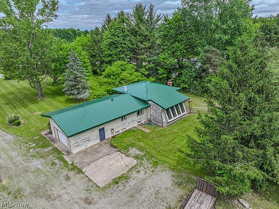 4th image of 14161 Radcliffe Rd