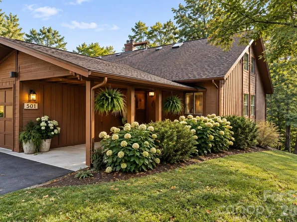 501 Woodfield Dr, Asheville, NC 28803