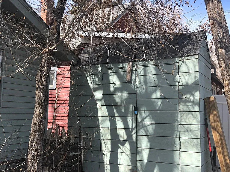 Shed