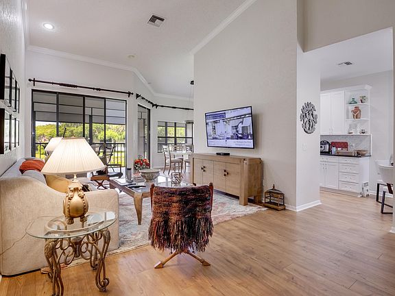 5th image of 5454 Firenze Dr APT I
