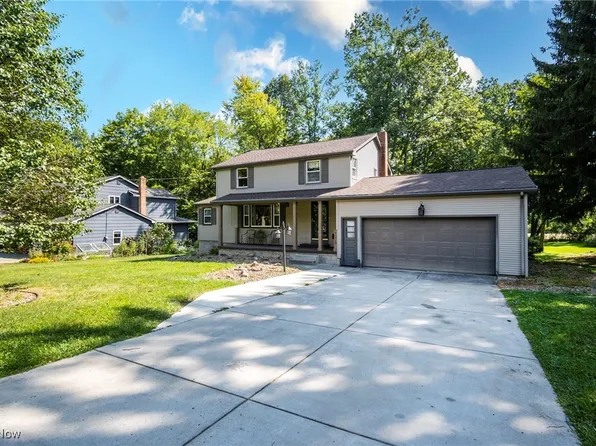 8029 Paulin Dr, Poland, OH 44514