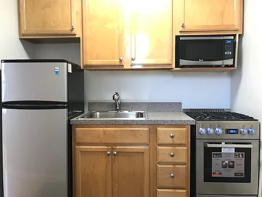 Rented by Beekman Street Realty | media 13