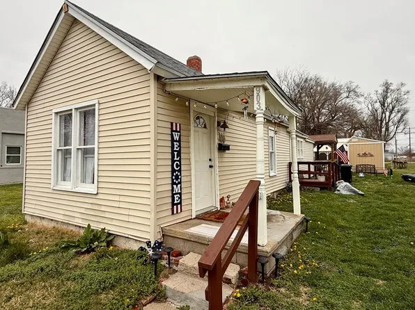 903 W Valley St, Saint Joseph, MO 64504