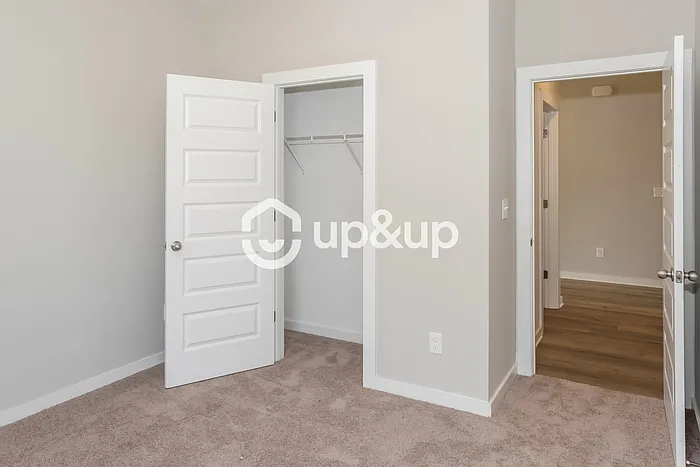 4 bed, 2.0 bath, 2258 sqft, $1,845 — Photo 2