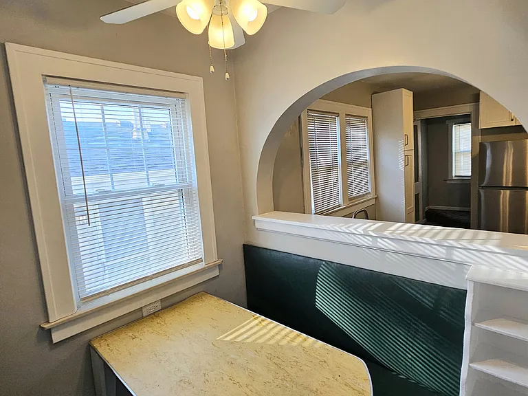 867 Farnham Ave — Photo 15