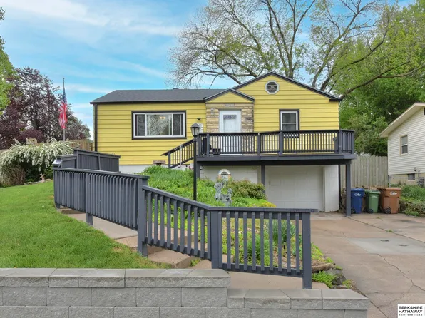 4103 Valley View Ave, Bellevue, NE 68147