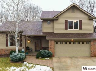 17011 M St, Omaha, NE 68135