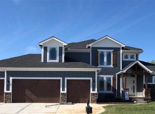 2304 Arbor Ln, Excelsior Springs, MO 64024