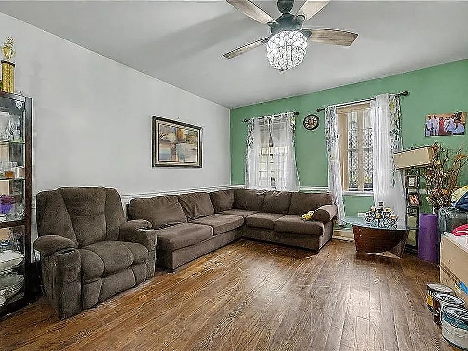 1st image of 364 Evergreen Ave APT 1