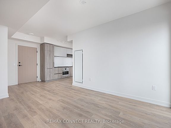 4th image of 181 Sterling Rd #1002