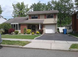 736 Barron Ave, Woodbridge, NJ