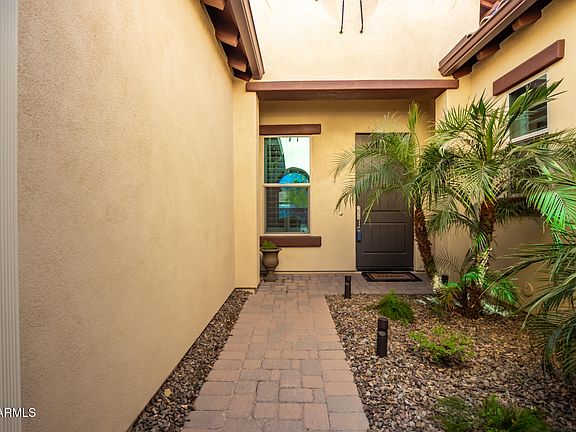3rd image of 2861 E SUNRISE Place