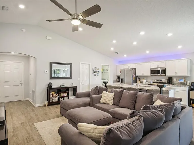 12100 Stone Pine St — Photo 6