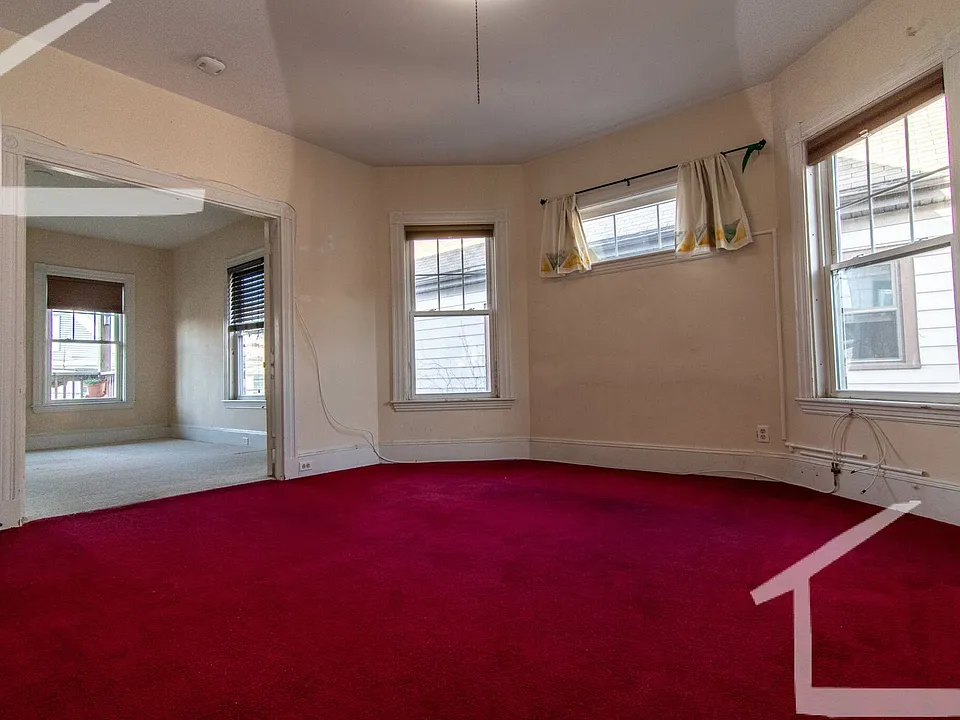 11 Cushman Rd #2B