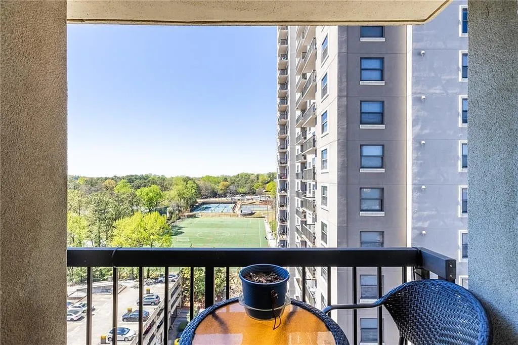 Building Photo - 795 Hammond Dr #1111