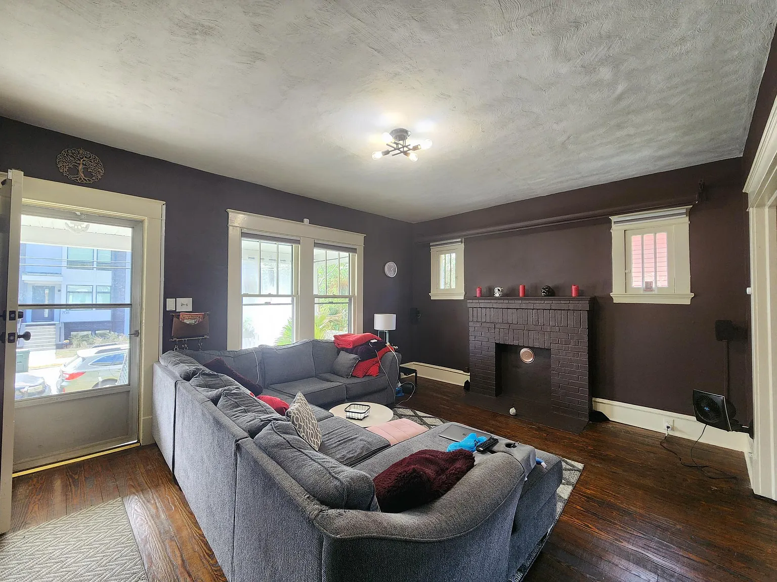 705 E Hargett St — Photo 2
