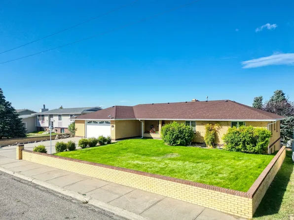 420 Mountain View Blvd, Cut Bank, MT 59427