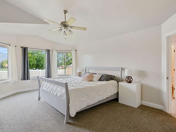 4th image of 5309 S Morning Oaks Dr